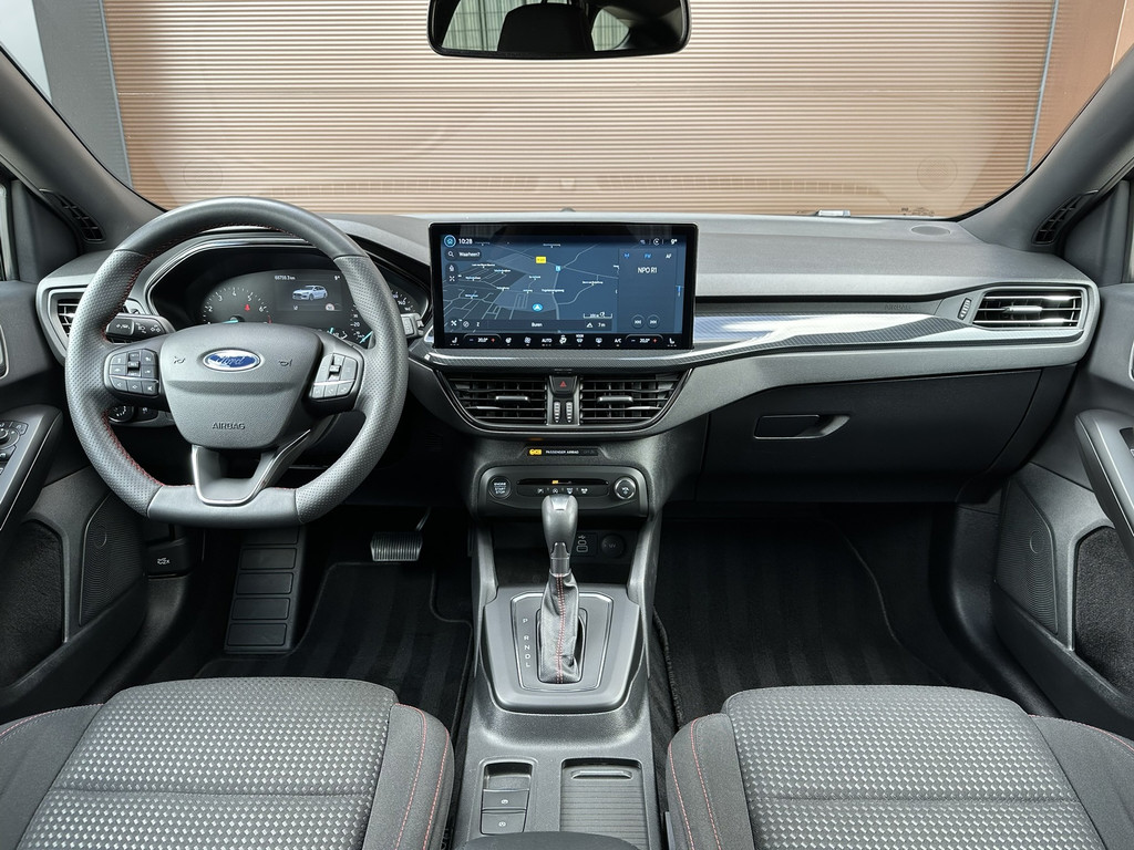 Ford Focus Wagon 1.0 EcoBoost Hybrid ST Line Automaat 155 PK | Winter Pack, Drive Assistance, Apple CarPlay, ACC, LED, Camera, 17” 53049308-1.jpg | Hoekman Automotive