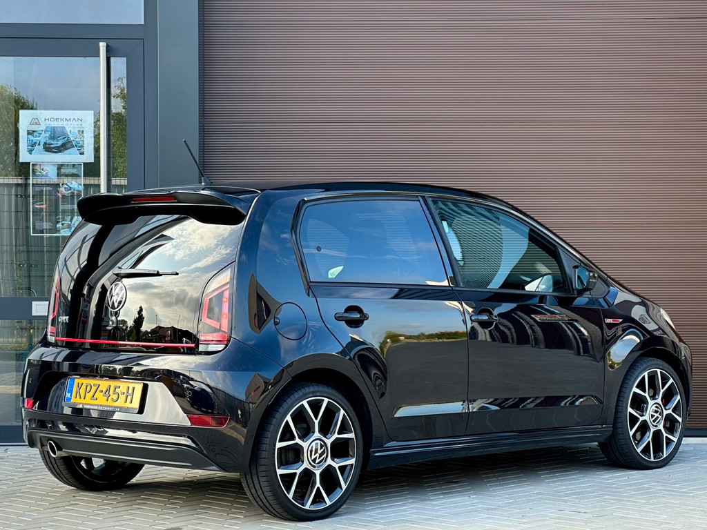 Volkswagen up! 1.0 TSI GTI 5-deurs | Climate, Cruise, Camera, Beats Audio, PDC, Getint Glas, Stoelverw., Sportstuur, 4-zits, 17” 54407744-18.jpg | Hoekman Automotive