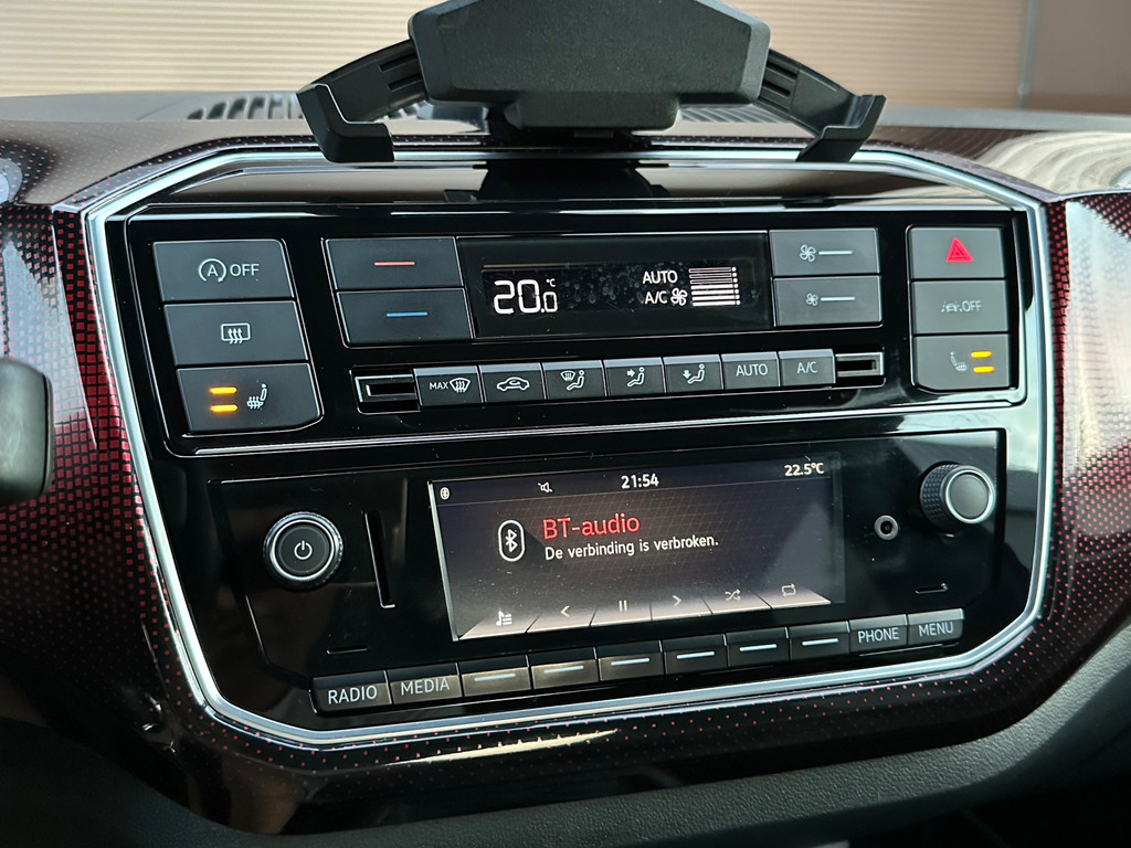 Volkswagen up! 1.0 TSI GTI 5-deurs | Climate, Cruise, Camera, Beats Audio, PDC, Getint Glas, Stoelverw., Sportstuur, 4-zits, 17” 54407744-47.jpg | Hoekman Automotive